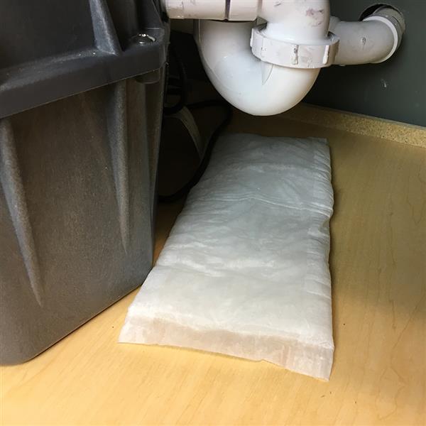 Quick Dam- Water Leak protection Mats - 10 mats (6.75 in x 16.5 in )