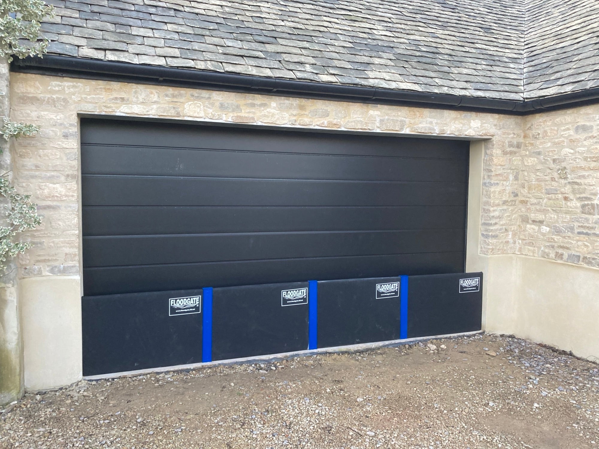 Flood Gate Large - 47 inches to 54 inches door entry protection
